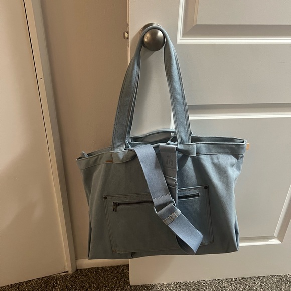 Beis GAP Denim Blue Travel Tote - Picture 2 of 9